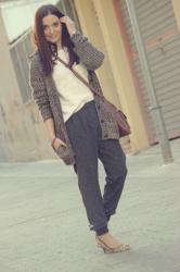 Look con pantalón chandalero