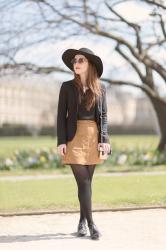 Suede – Elodie in Paris
