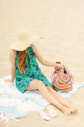 DIY FRIDAY: PLEATED PALM LEAF PRINT BEACH DRESS (SEWING TUTORIAL)