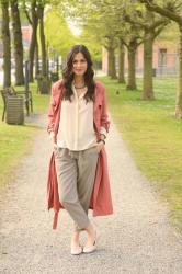 Outfit: ballet inspired in silk blouse and duster coat