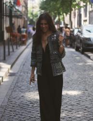 VIRTUES OF A JACKET (OR THE ABSENCE OF)