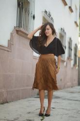 FRINGE SKIRT!