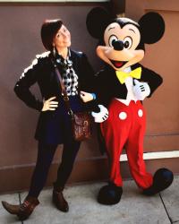 40 B4 40: Pose for a Photo with Mickey Mouse