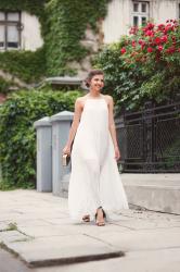 Romantic dinner look