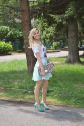 OUTFIT: MINT ROUND SKIRT AND A SPORTY T-SHIRT