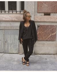 Total look black