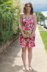 Floral Dress + Mint Julep Boutique Giveaway!