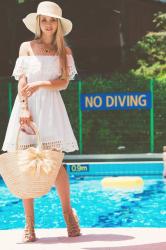 Pool summer: off-shoulder dress