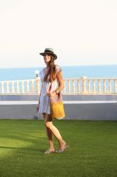 Vestido crochet, look playero