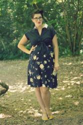 Maternity Style: victory rolls and a vintage clutch