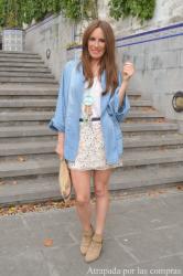 KIMONO DENIM Y FALDA DE LENTEJUELAS