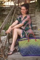 Outfit: silk kaftan in Biot