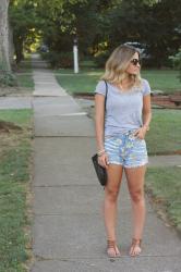 Outfit Post: 90's Daisy Shorts