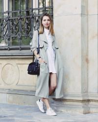 OUTFIT: Duster Coat in Autumn 