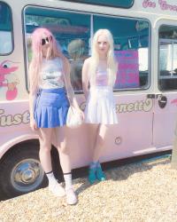 LETS STAND BY THE VINTAGE ICECREAM VAN