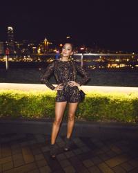 SPARKLING
