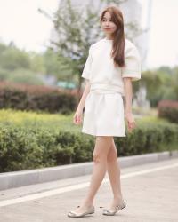 Fashion: Minimalist Matching Sets & Life In Nanjing
