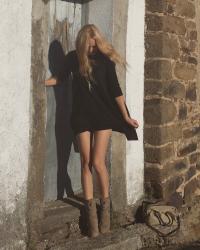 FRINGE BOOTS