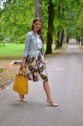 yellow brown skirt