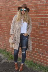 Outfit Post: Comfy, Cozy, Chunky Cardigan