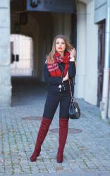 MAROON OVER THE KNEE BOOTS | stylizacja jesienna z bordowymi kozakami za kolano