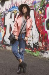 Graffiti &#124; Grey hat and coral coat