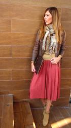 Pleated skirt