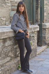 Plaid Shirt and Flared Jeans ♥ Chemise à carreaux et jean flare