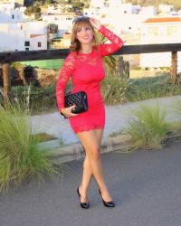 VESTIDO ROJO / FEMME FATALE