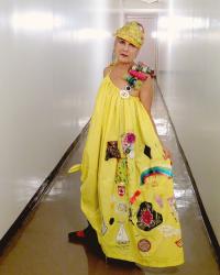 News Flash: Yellow Skirt Freak Show storms New York!!