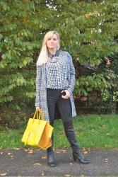 OUTFIT: BLACK SKINNY JEANS AND OVER THE KNEE BOOTS - COME ABBIANRE GLI STIVALI AL GINOCCHIO -