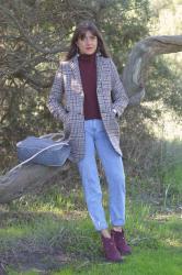 Burgundy Sweater and Cowboy Boots ♥ Pull et boots cowboy bordeaux