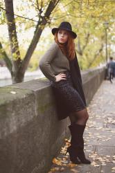 Kaki, paillettes et cuissardes