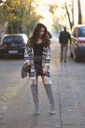 Black & White aztec print 