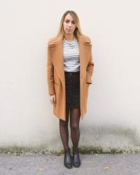 L O O K  / /  SUEDE SKIRT - CAMEL COAT