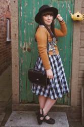 HOW TO WEAR A SUMMER DRESS IN WINTER