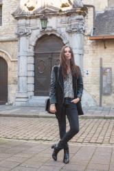 Outfit: rock chic in black and paisley