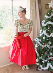 ༺ Stitching Stories: The 1940’s Peasant Christmas Blouse ༻
