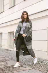 How to style long knit coats