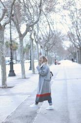 MAXI ABRIGO + BOYFRIEND JEANS