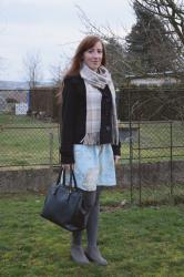 Outfit: Travelling skirt & grey