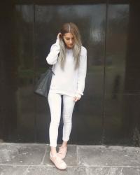 WEARING WHITE & NUDE