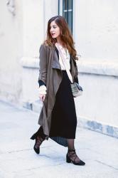 Long Skirt & Kaki Trench – Elodie in Paris