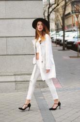TOTAL WHITE LOOK 