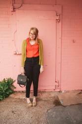 peter pan collar + high waisted jeans