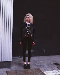 The rebellous girl