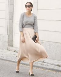 Falda midi con jersey de cashmere