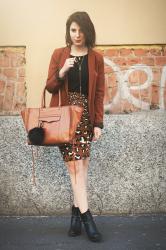 Work outfit | Pencil skirt and brick colors