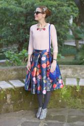 How to wear a midi skirt in Spring