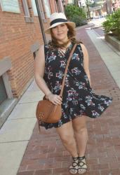The Perfect Spring Dress with Mint Julep Boutique